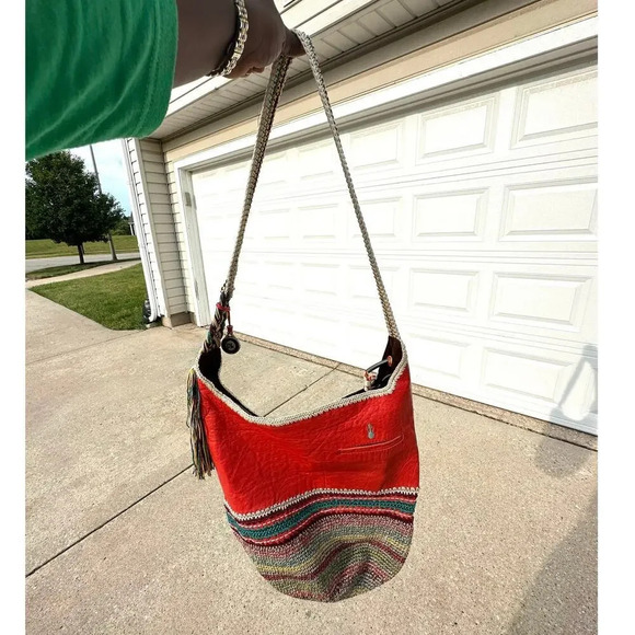 NOT AVAILABLE.  ‎ THE SAK BACK TO BALI HOBO IN CAYENNE SEMINYAK - Picture 7 of 12